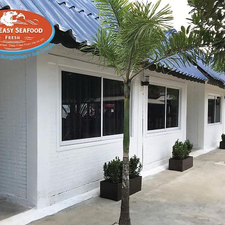 Two Easy Bungalow Hotel Sihanoukville Exterior foto